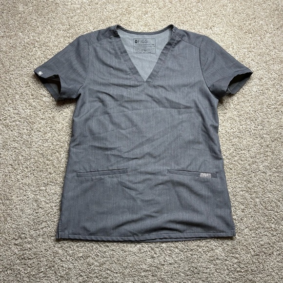 FIGS Casma Three Pocket Scrub Top - Picture 1 of 5